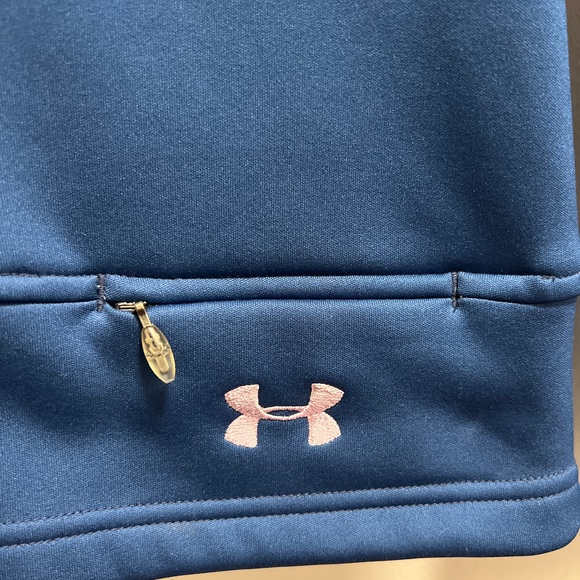 *Woman’s Undwr Armour Blue 1/4 Zip Pullover - Picture 3 of 4